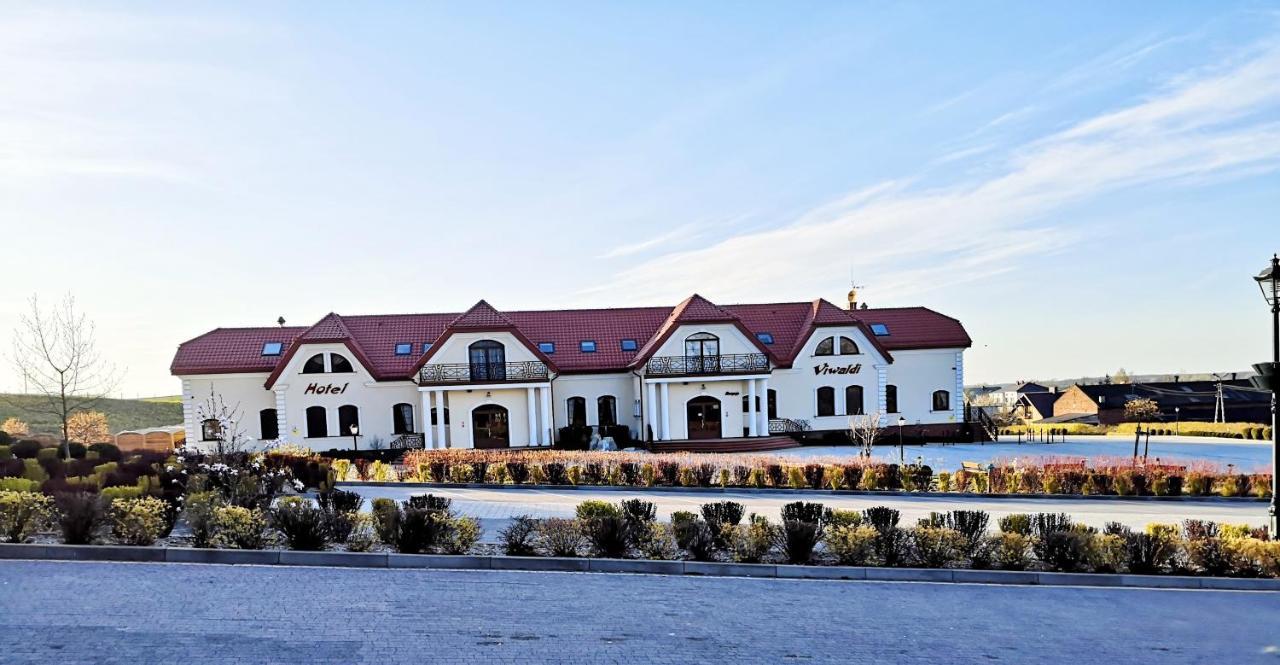 Hotel Viwaldi Baruchowo Экстерьер фото