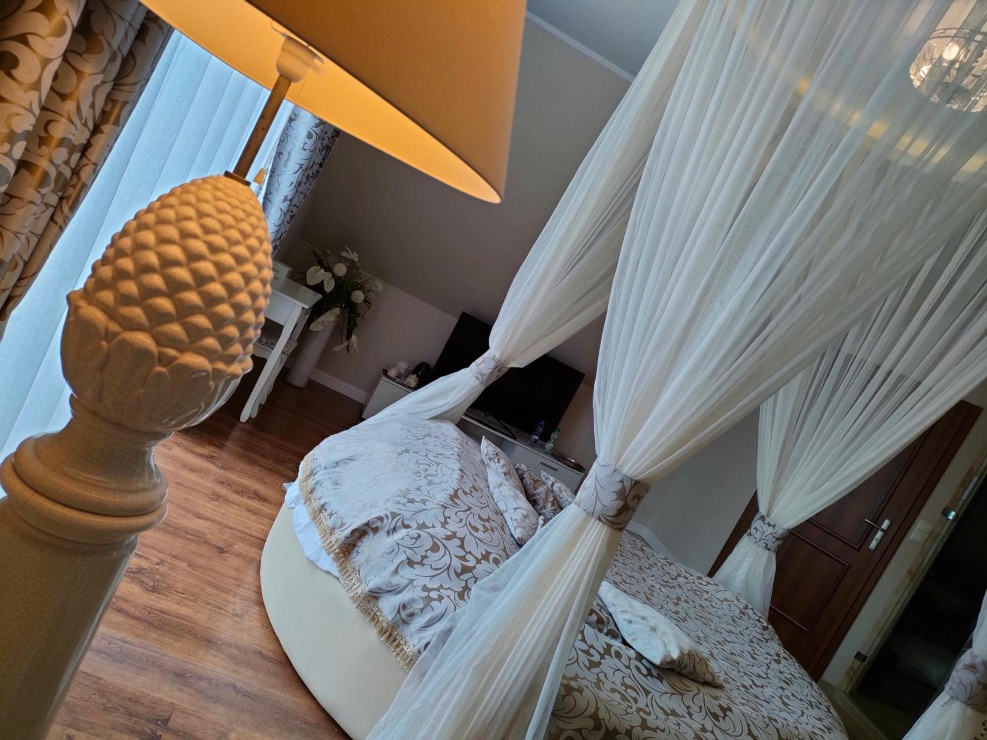 Hotel Viwaldi Baruchowo Экстерьер фото